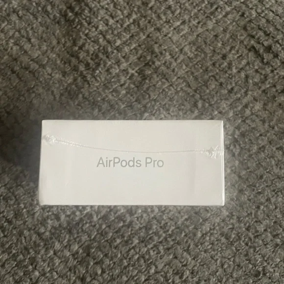 Apple, White
